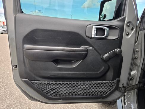 Used 2021 Jeep Wrangler Sport AWD/4WD image 25