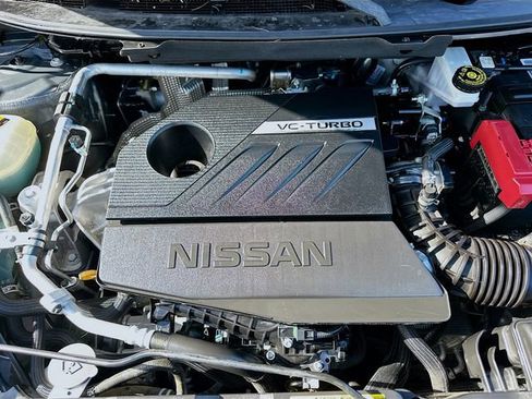 Used 2023 Nissan Rogue SV image 28
