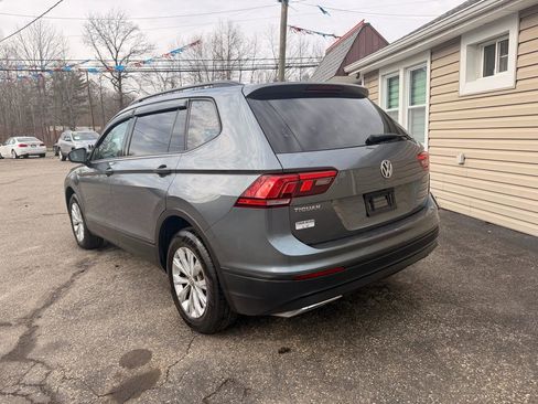 Used 2019 Volkswagen Tiguan S image 5