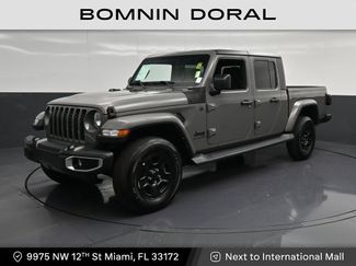 Used 2022 Jeep Gladiator Sport AWD/4WD video 1