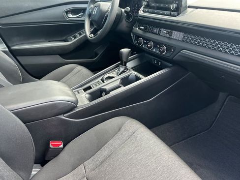 Used 2023 Honda Accord EX image 15