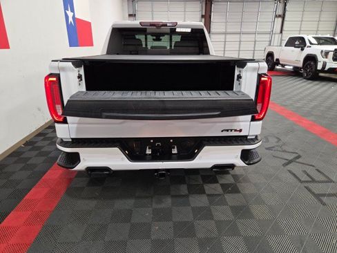 Used 2021 GMC Sierra 1500 AT4 w/ AT4 Premium Package AWD/4WD image 28