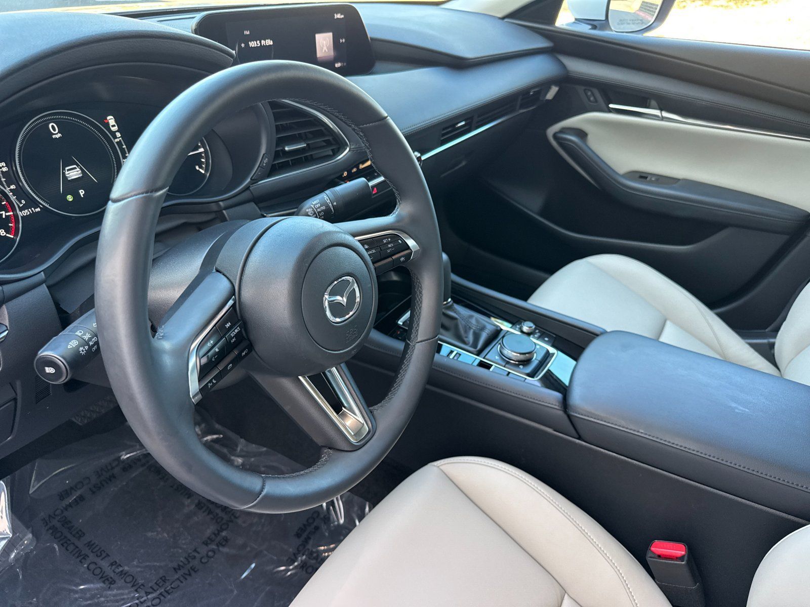 Used 2025 MAZDA MAZDA3 s FWD image 10