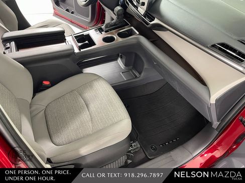 Used 2023 Toyota Sienna LE image 48