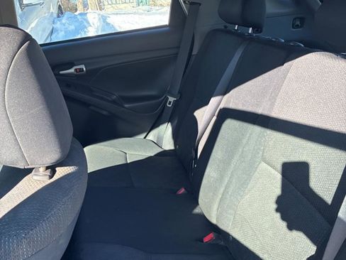 Used 2010 Toyota Matrix S image 18