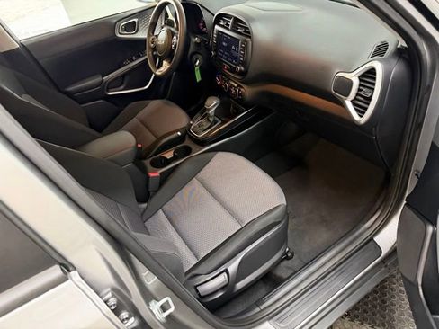 Used 2022 Kia Soul LX w/ Technology Package FWD image 27