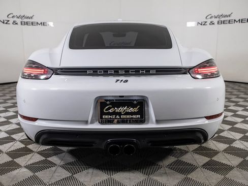 Used 2022 Porsche 718 Cayman RWD image 7