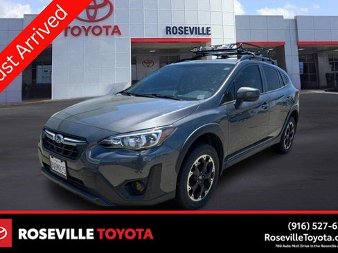 Used 2021 Subaru Crosstrek 2.0i Premium AWD/4WD image 1