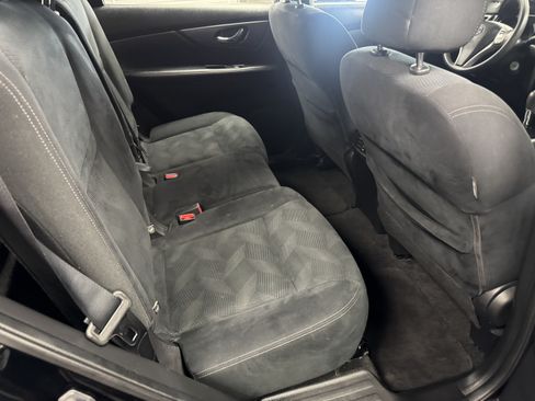 Used 2016 Nissan Rogue S FWD image 14
