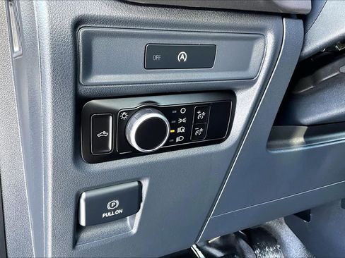 Used 2025 Ford F150 XL image 34