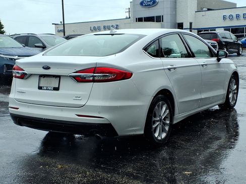 Used 2020 Ford Fusion SE FWD image 28