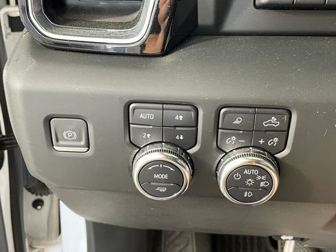 Certified 2022 GMC Sierra 1500 Denali Ultimate AWD/4WD image 10