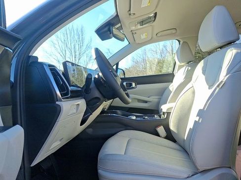 New 2026 Kia Sorento EX image 9