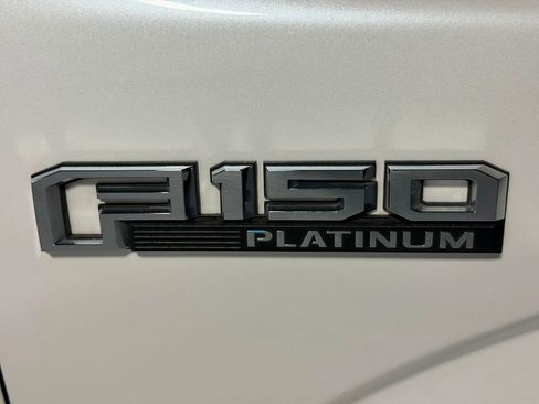 Used 2018 Ford F150 Platinum w/ Equipment Group 701A Luxury AWD/4WD image 27