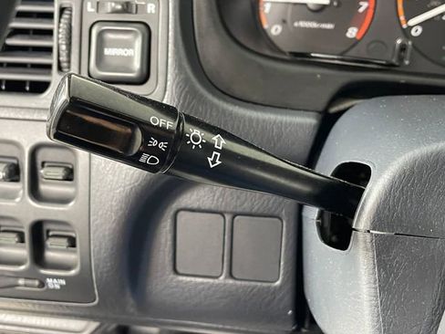 Used 2001 Honda CR-V EX image 12