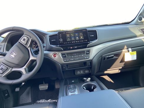 New 2026 Honda Ridgeline RTL image 21