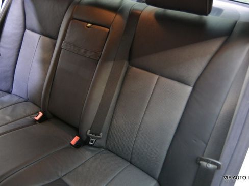 Used 2002 Mercedes-Benz E 320 Sedan image 29