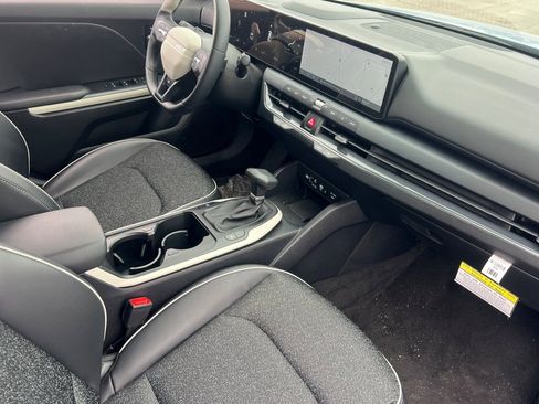 Used 2025 Kia K4 GT-Line image 12