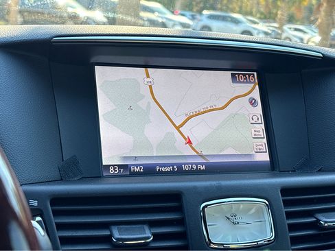 Used 2015 INFINITI Q70 3.7 w/ Sport Package image 6