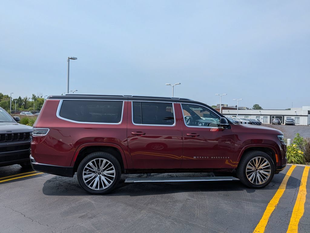 Used 2024 Jeep Grand Wagoneer L Series III AWD/4WD image 8
