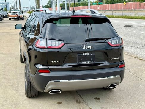Used 2020 Jeep Cherokee Limited AWD/4WD image 9