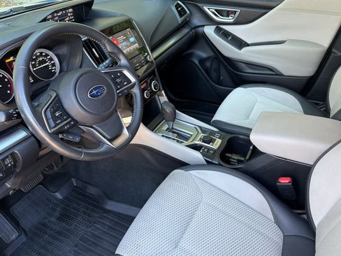 Used 2019 Subaru Forester Premium AWD/4WD image 11