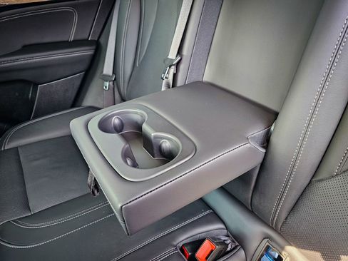 Certified 2023 Buick Envision Essence AWD/4WD image 32