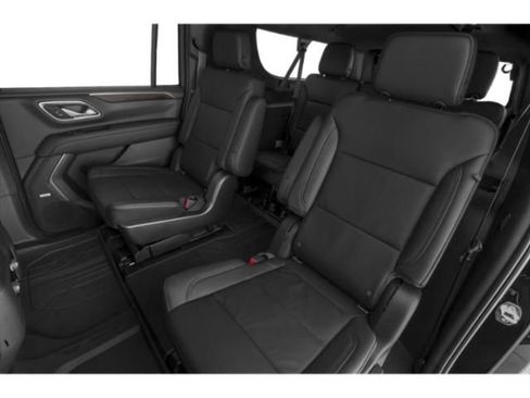 Used 2023 Chevrolet Suburban Z71 w/ Off-Road Capability Package AWD/4WD image 13