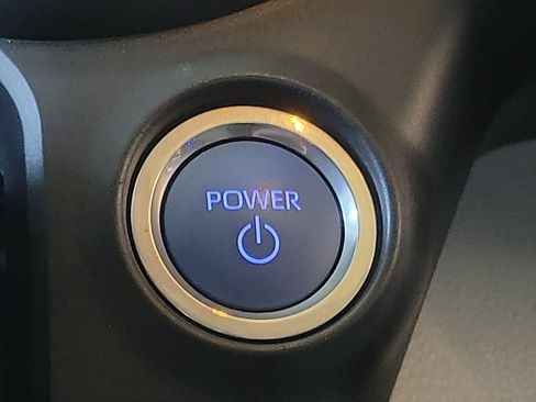 Certified 2023 Toyota Sienna XLE image 23