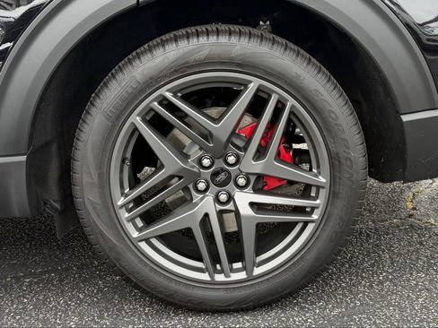 Used 2026 Ford Explorer ST image 12