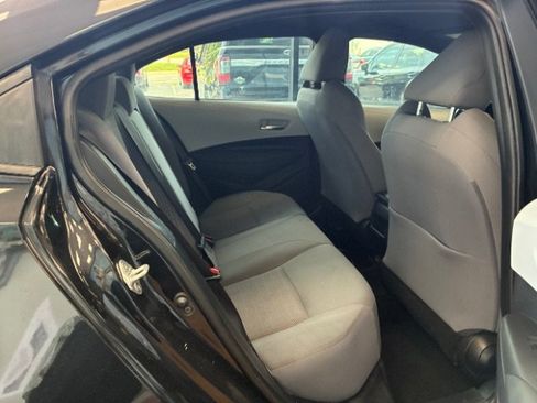 Used 2021 Toyota Corolla SE FWD image 31