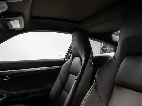 Used 2015 Porsche 911 Carrera 4S AWD/4WD image 30