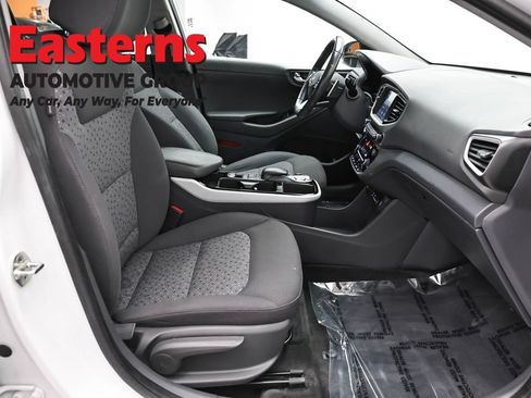 Used 2019 Hyundai Ioniq Electric FWD image 24