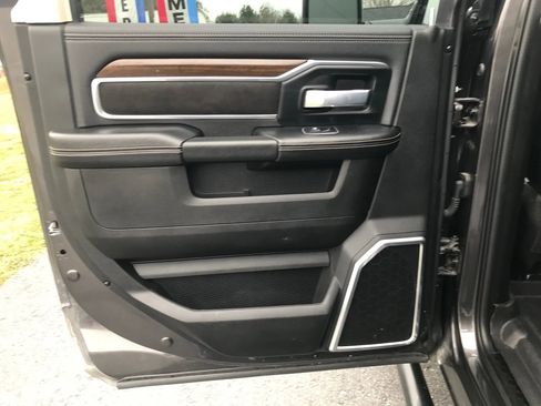 Used 2024 RAM 2500 Laramie image 36