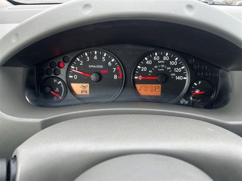 Used 2020 Nissan Frontier SV image 15