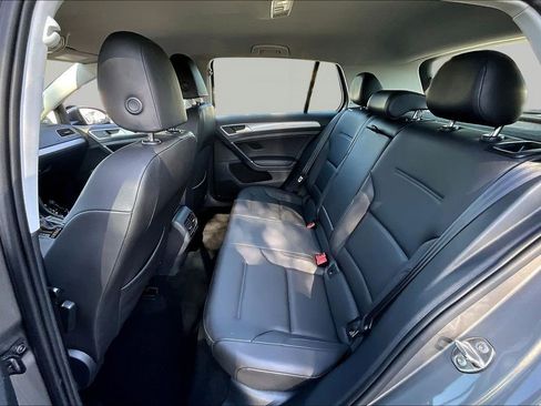 Used 2015 Volkswagen e-Golf SEL Premium FWD image 22