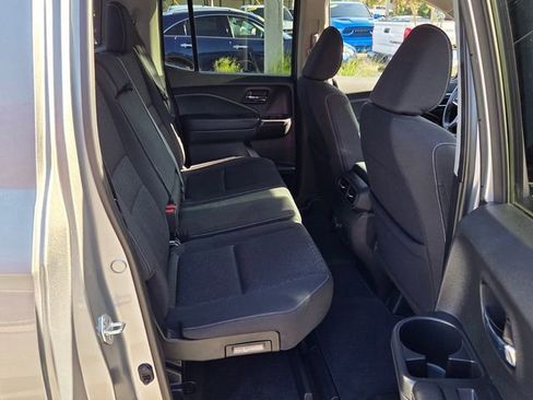Used 2024 Honda Ridgeline Sport image 17