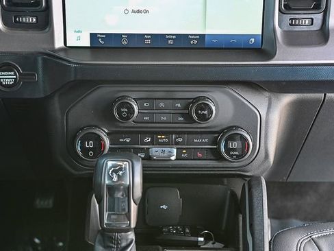 Used 2023 Ford Bronco Outer Banks image 13