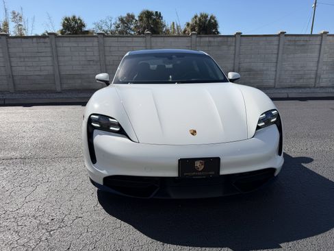 Certified 2020 Porsche Taycan Turbo image 10