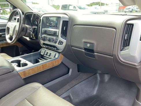 Used 2018 GMC Sierra 1500 SLT w/ SLT Premium Package image 24