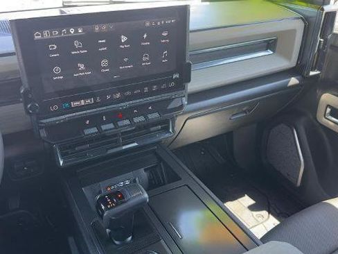 Used 2026 GMC Hummer EV SUV AWD/4WD image 12
