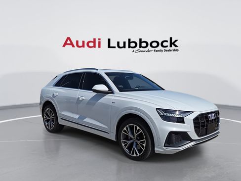 Used 2023 Audi Q8 Premium Plus w/ Premium Plus Package AWD/4WD image 2