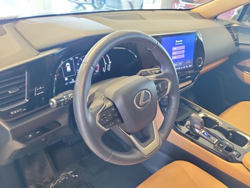 Used 2024 Lexus NX 250 FWD image 25