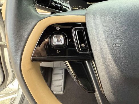 Certified 2022 Lincoln Corsair Reserve image 31
