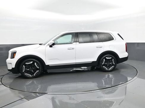Used 2025 Kia Telluride S AWD/4WD image 5