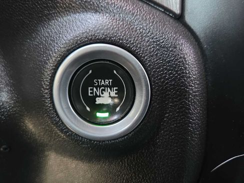 Used 2021 GMC Sierra 1500 AT4 w/ AT4 Premium Package AWD/4WD image 24
