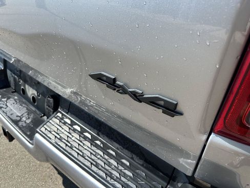 Used 2023 RAM 1500 Big Horn AWD/4WD image 8