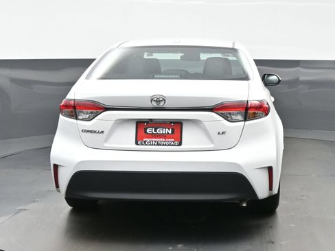 Used 2025 Toyota Corolla LE FWD image 5