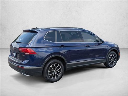 Used 2021 Volkswagen Tiguan SE w/ Panoramic Sunroof Package AWD/4WD image 5