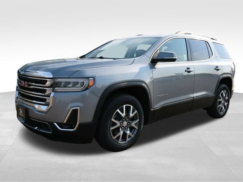 Used 2023 GMC Acadia SLT AWD/4WD image 2